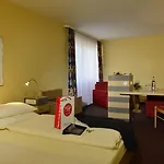 Hotel Michel Serengeti 4*