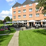 Michel Serengeti Otel 4*