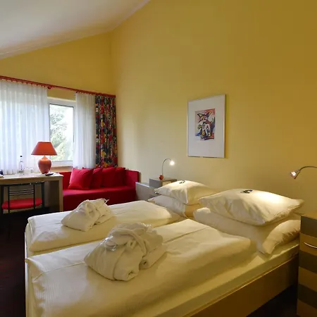 Hotel Roomingtons Lueneburger Heide Hodenhagen