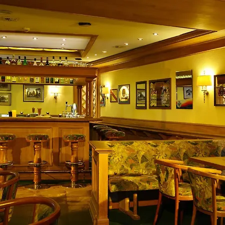 Hotel Roomingtons Lueneburger Heide Hodenhagen