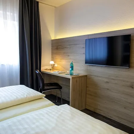 Am Park Lueneburger Heide 4* הודנהאגן