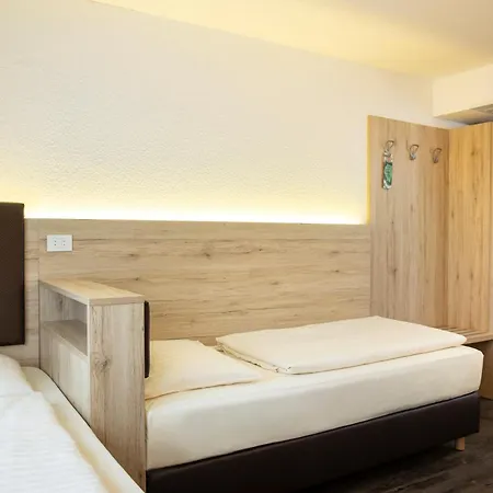 Отель Michel Serengeti