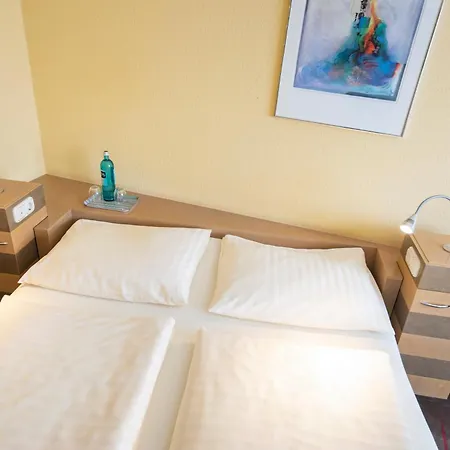 Hotel Roomingtons Lueneburger Heide