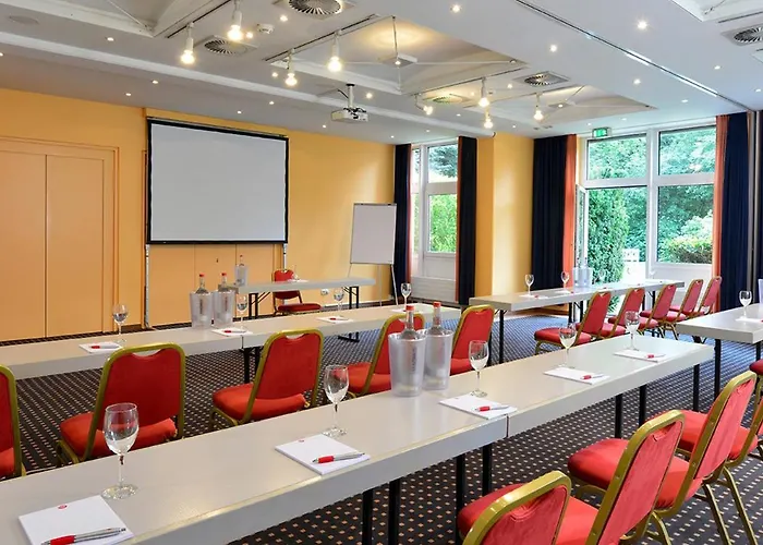 Roomingtons Lüneburger Heide Hotel Hodenhagen