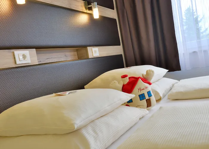 Roomingtons Lüneburger Heide Hotel Hodenhagen