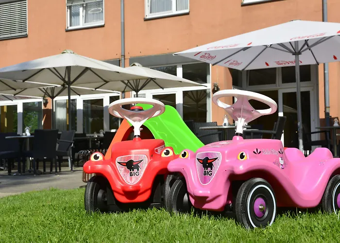 Roomingtons Lüneburger Heide Hotel 4*